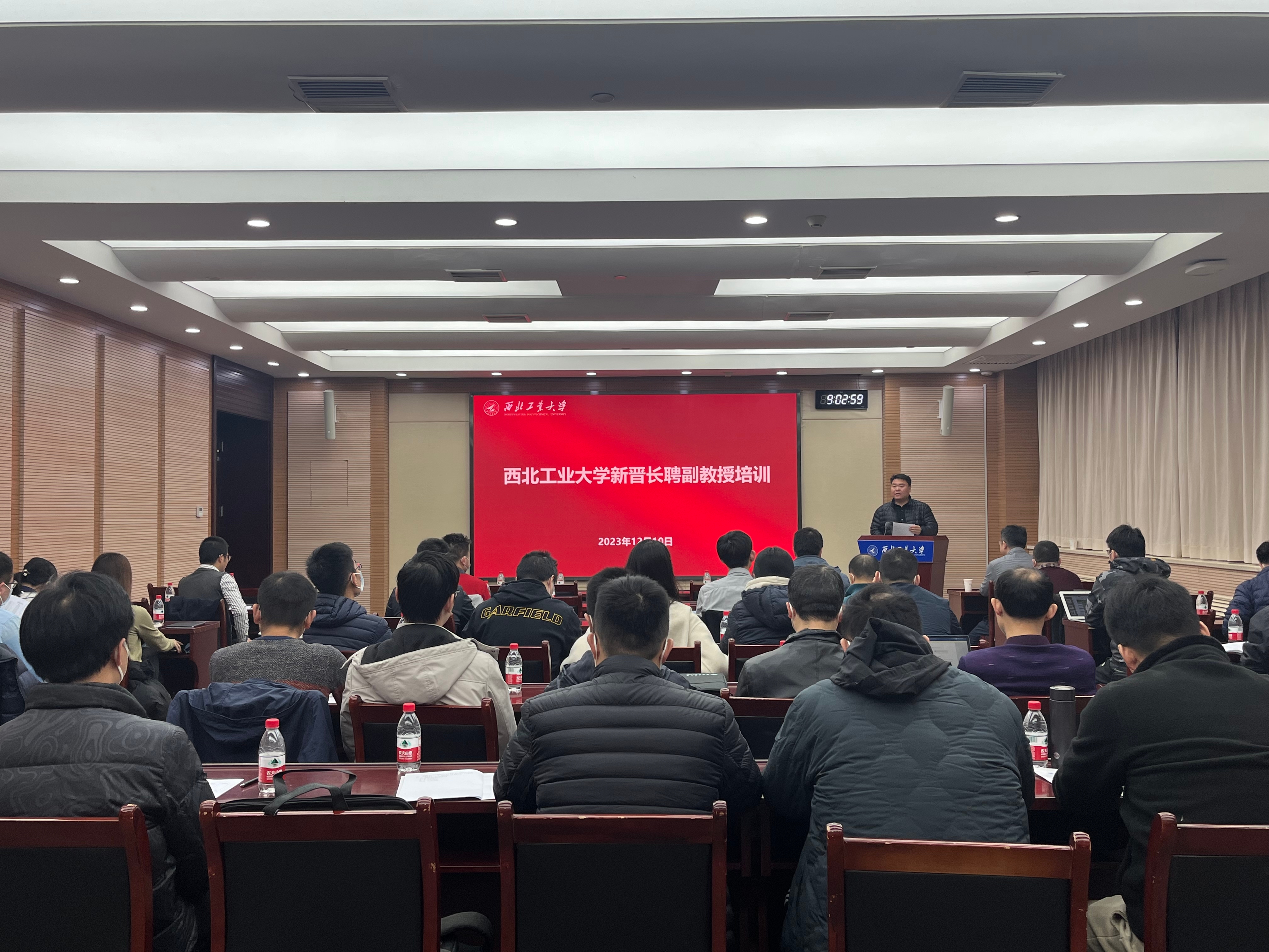 dc63115f3f36f8411618e1aa6eda106.jpg dc63115f3f36f8411618e1aa6eda106.jpg